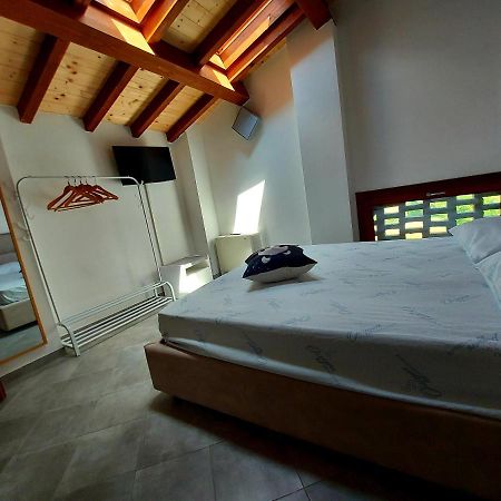 Pozza Agriturismo Azienda Agricola Ferrari M.Rita מראה חיצוני תמונה