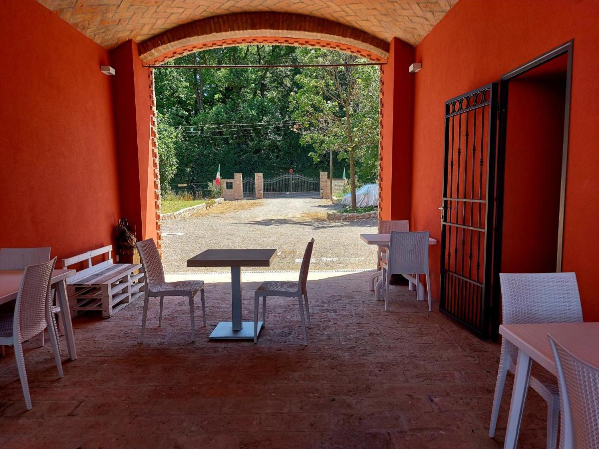Pozza Agriturismo Azienda Agricola Ferrari M.Rita מראה חיצוני תמונה